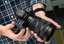 how to switch between lcd to eyeview in nikon6